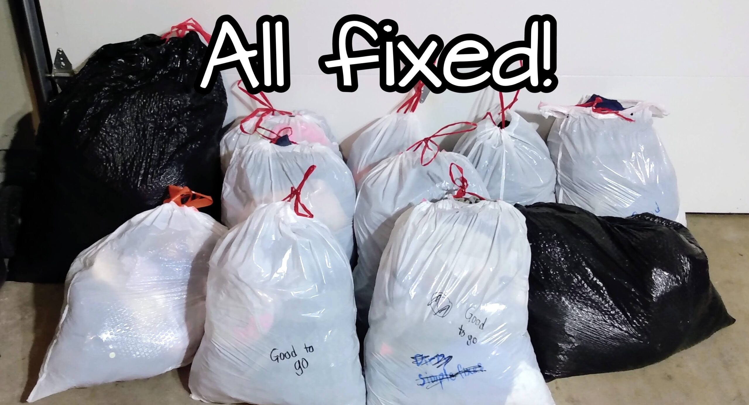 Bags of coats with fixed zippers