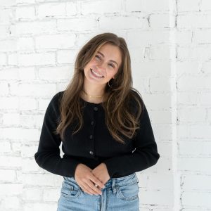 cropped Pravia_PhotographyBranding.Alexa-6237_Original